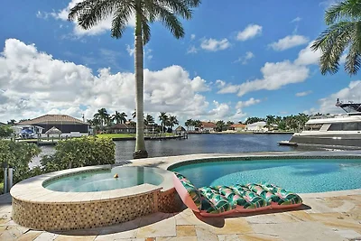 (**NEW**) Villa Romantica Cape Coral