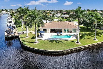 (**NEW**) Villa Romantica Cape Coral