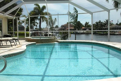 (**NEW**) Villa Romantica Cape Coral
