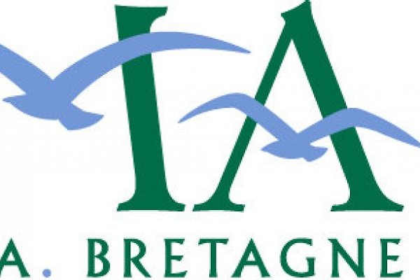 Frau M. Angoujard Frau M. Angoujard