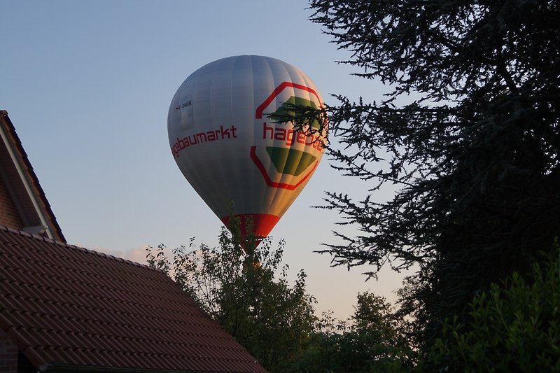 Hot air balloon ride over Strackholt