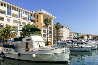 Motor yacht heureux II