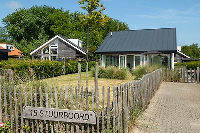 Zonnedorp 15 "Stuurboord"(98)