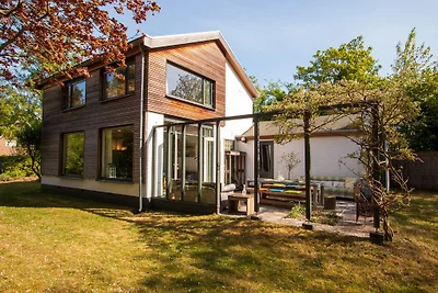 Duindoornweg 7, "Dolfijn"(124)
