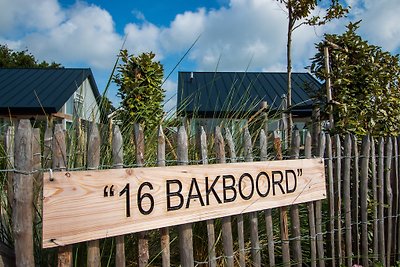 Zonnedorp 16 "Bakboord" (99)