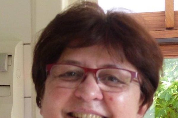 Frau M. Wynant Frau M. Wynant