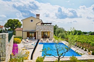 Villa Dunya ****