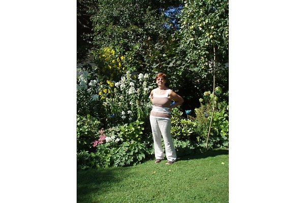 Frau H. FRENNER Frau H. FRENNER
