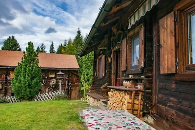 Tirol-Gilferthütte in Alleinlage