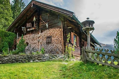 Tirol-Gilferthütte in Alleinlage