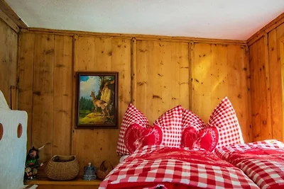 Tirol-Gilferthütte in Alleinlage