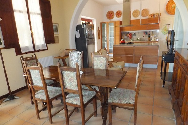 Dining area with kitchen