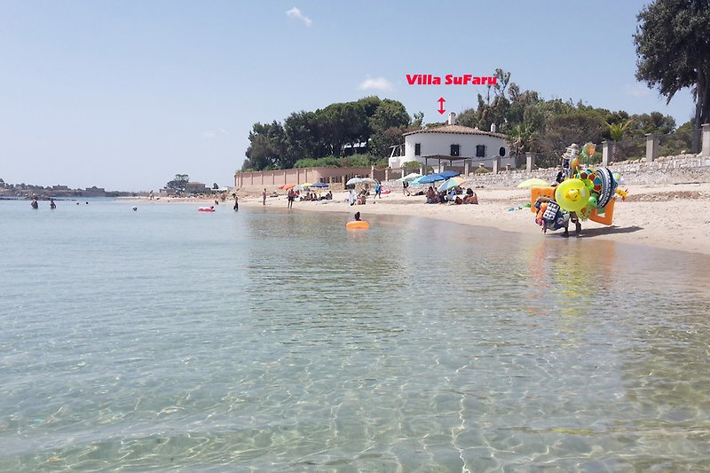 Villa direkt am Meer + Strand