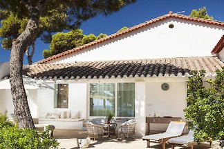 Villa ESTATE