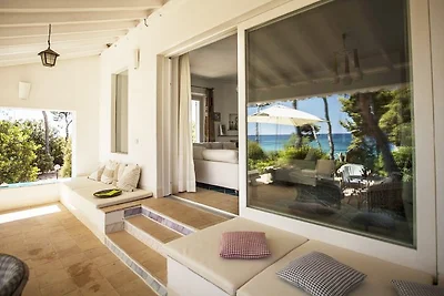 Holiday Villa ESTATE