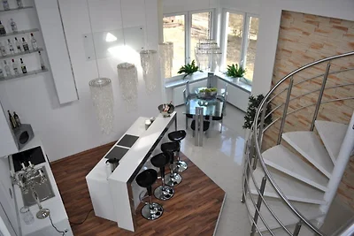 COTTAGE DI PRESTIGIO AL LAGO
