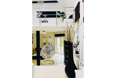 COTTAGE DI PRESTIGIO AL LAGO