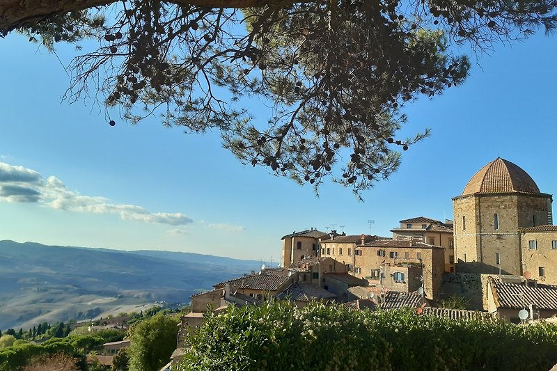 Zur malerischen Stadt Volterra sind es nur wenige km