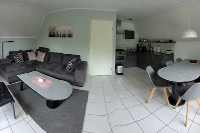 Urlaub in den Niederlanden im Haus am See