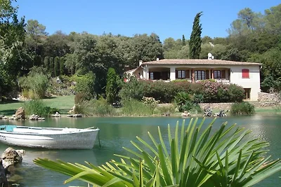 Domaine de Saint-Amour