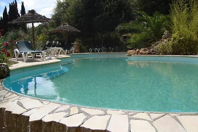 Domaine de Saint-Amour