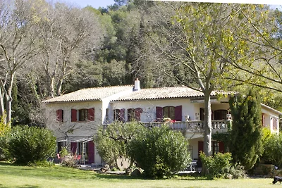 DOMAINE DE ST. AMOUR / LA CASCADE