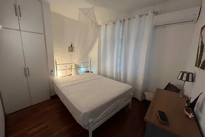 Bungalow mit Pool und tollem Garten