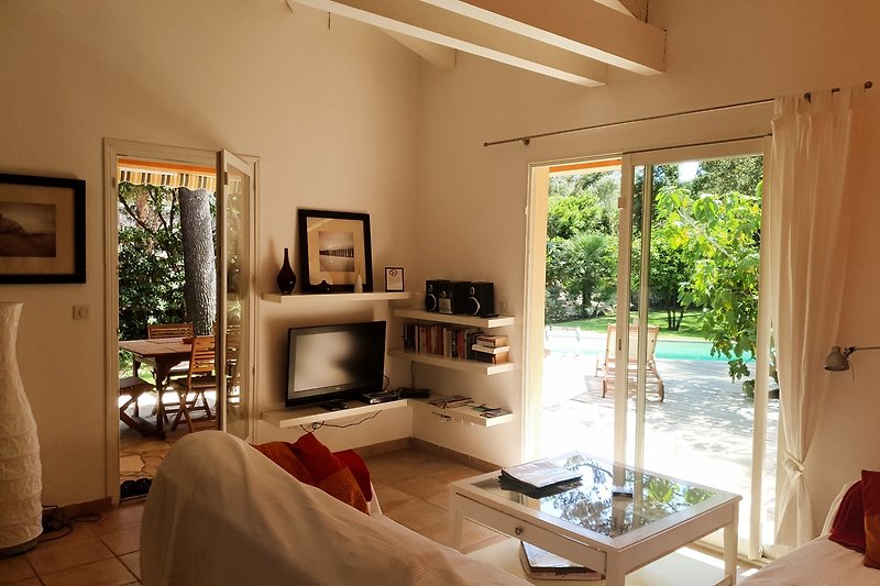 Korsika, Ferienhaus mit Pool, Wohnzimmer