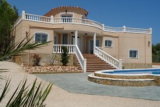 Villa de Rodolfo, avec vue sur la mer