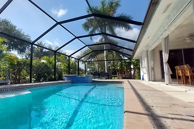 Villa Lazy River am Kanal
