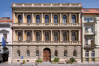 House Budapest Oktogon