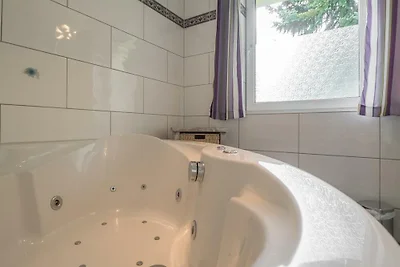 Ferienhaus mit Kamin u. Sauna 