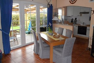 Fhaus Wattläufer, Sauna, Kaminofen