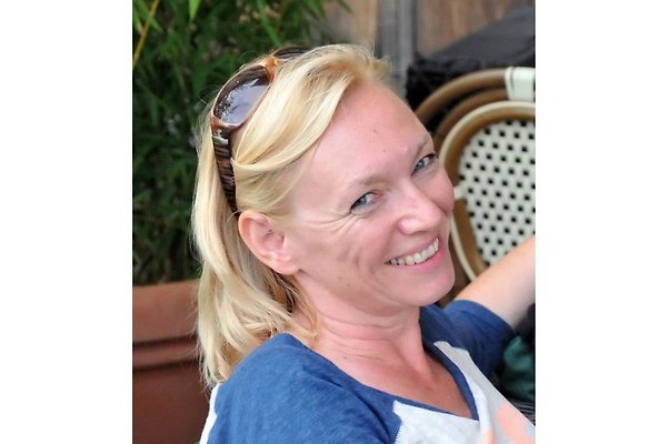 Frau S. Hervyl Frau S. Hervyl
