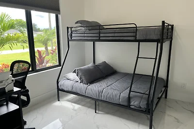 POOLVILLA WATER PEARL m. KANALBLICK