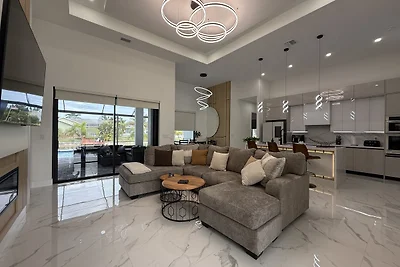 POOLVILLA WATER PEARL m. KANALBLICK