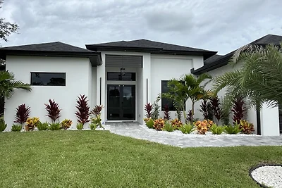 POOLVILLA WATER PEARL m. KANALBLICK