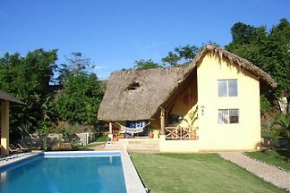 Casa Amarilla