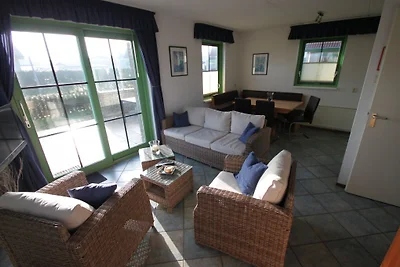 Luxus-Ferienhaus 281 für 6 P. 