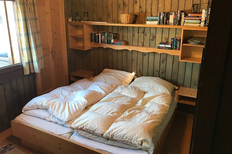 2er Schlafzimmer mit Doppelbett
