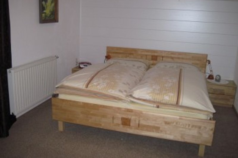Chambre à deux lits avec balcon