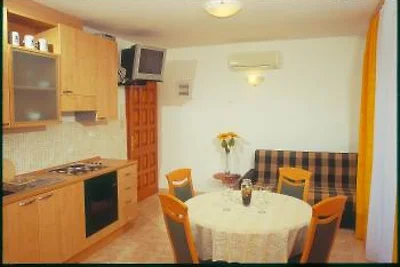 Ferienhaus Nadja mit Pool***