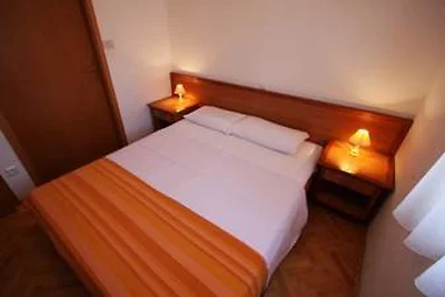 Ferienhaus Nadja mit Pool***