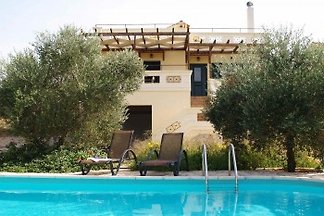 Villa Aretousa