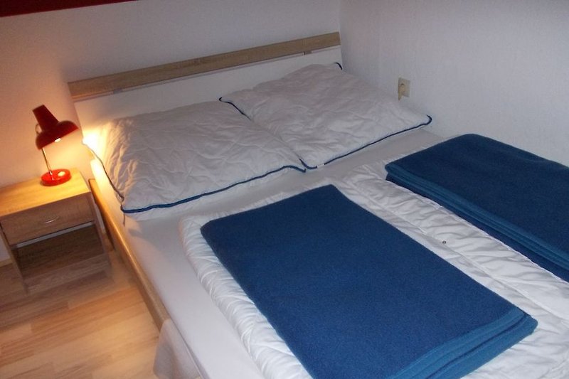 1. Schlafbereich, Doppelbett (1,40 m)