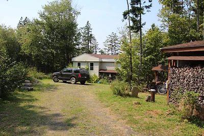 LAKE MIDWAY COTTAGE Digby Neck