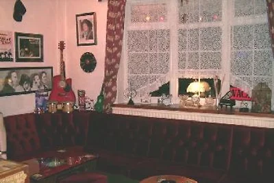 Newlands Hotel.