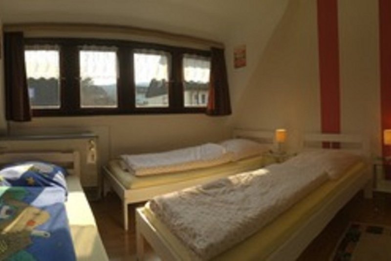 2.Schlafzimmer 3Pers.