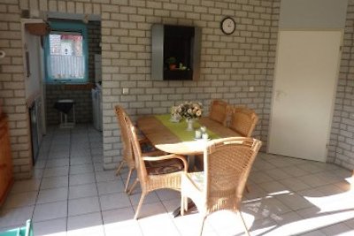 4 STERNE Haus Nordsee eingezäunt
