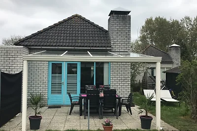 4 STERNE Haus Nordsee eingezäunt